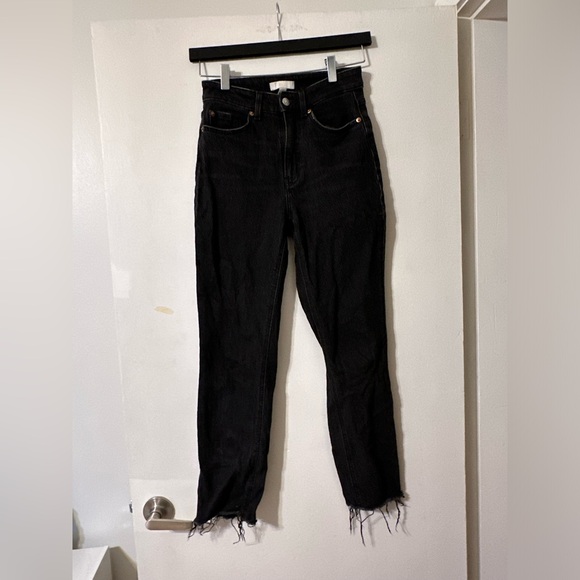 H&M Dark Wash Skinny Jeans - Picture 1 of 9